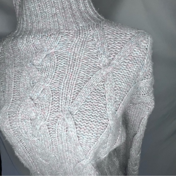 Express Cable Knit Sweater XS Mock Neck Lavender Gray Wool Blend Chunky - Picture 6 of 9